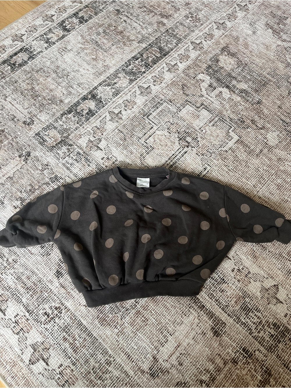 Baby girl Zara polka dot sweatshirt 6-9 months